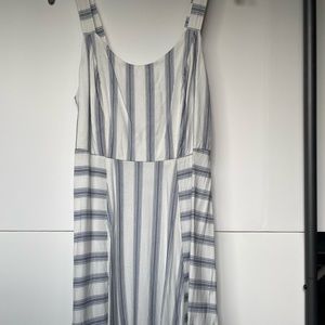 SO Scoop Neck White/Blue Striped Midi Sundress